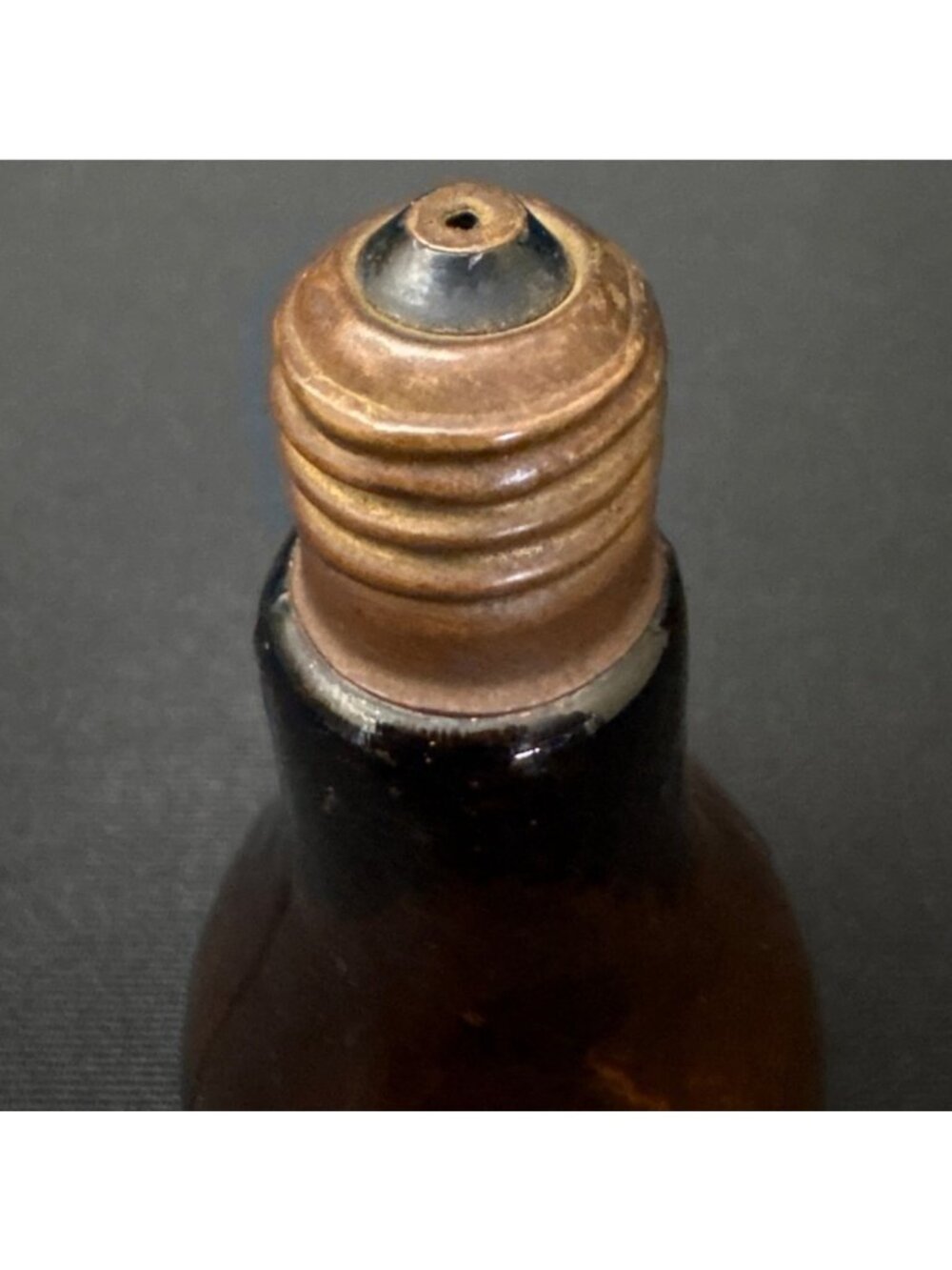 Vintage Amber Glass Light Bulb Bottle Salt Pepper Shaker Metal Lid Brass Bronze - Picture 13 of 16